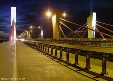 Burze drugiego stopnia w powiecie konińskim. Możliwy grad i wiatr do 100 km/h