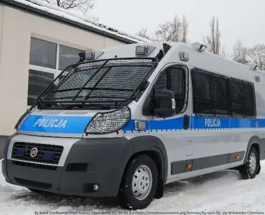 Nieprawidłowe wyprzedzanie ujawniło pijanego kierowcę na A2