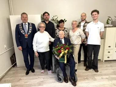Władysław Kurzawa ma 100 lat. Budował szkoły i wieżę kontroli lotów